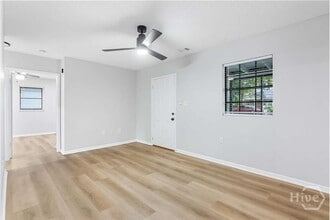 2405 New York Ave in Savannah, GA - Building Photo - Building Photo