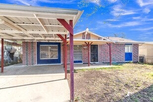 5935 Highfield St in San Antonio, TX - Building Photo