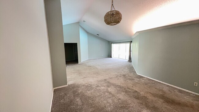 8708 Ballantrae Way in Tampa, FL - Foto de edificio - Building Photo
