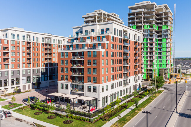 The Waterford Grand in Nepean, ON - Building Photo - Building Photo