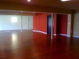 24207 Hawthorne Blvd in Torrance, CA - Building Photo