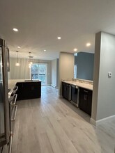 7 Lake Forest Dr, Unit 7 in Burlington, VT - Building Photo - Building Photo