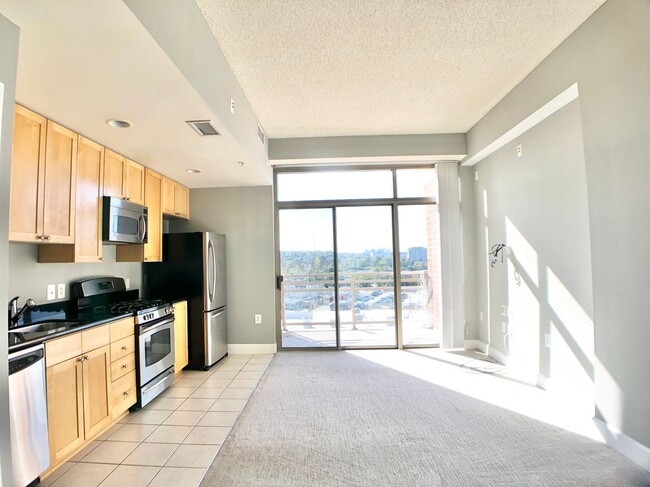3600 S Glebe Rd in Arlington, VA - Building Photo - Building Photo
