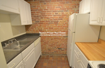 24 St Germain St in Boston, MA - Building Photo - Building Photo