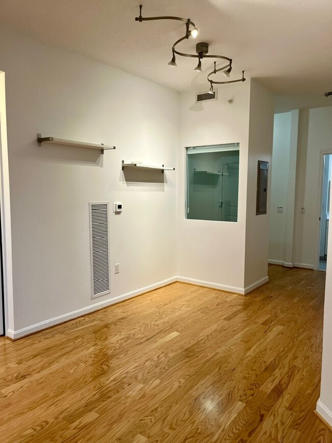 1390 Kenyon St NW in Washington, DC - Building Photo - Building Photo