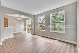 3053 Sage Loop in Lehi, UT - Building Photo - Building Photo