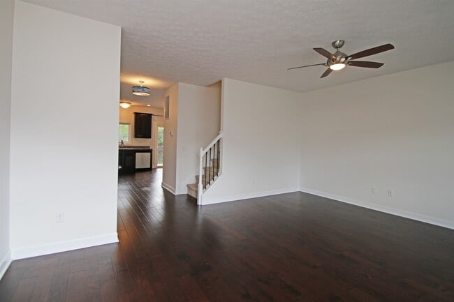 186 Cedar Point Ln in Harrisonburg, VA - Building Photo - Building Photo