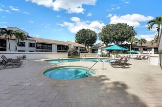 7449 Glendevon Ln in Delray Beach, FL - Building Photo - Building Photo