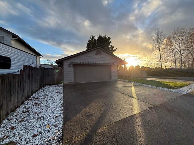 13001 NE 89th St in Vancouver, WA - Building Photo - Building Photo