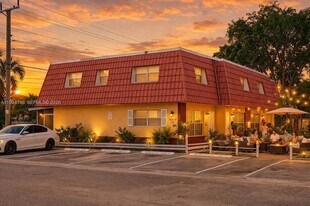 5415 NW 27th St in Lauderhill, FL - Building Photo