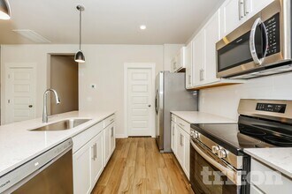 334 Park Glen Dr in Mount Juliet, TN - Foto de edificio - Building Photo