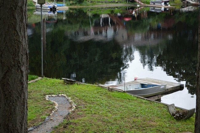 5307 Rehklau Rd SE in Olympia, WA - Building Photo - Building Photo