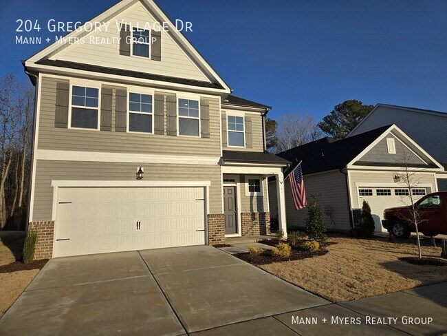 204 Gregory Vlg Dr in Lillington, NC - Building Photo - Building Photo