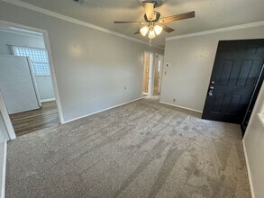 3197 US-29 in Gonzalez, FL - Building Photo - Building Photo