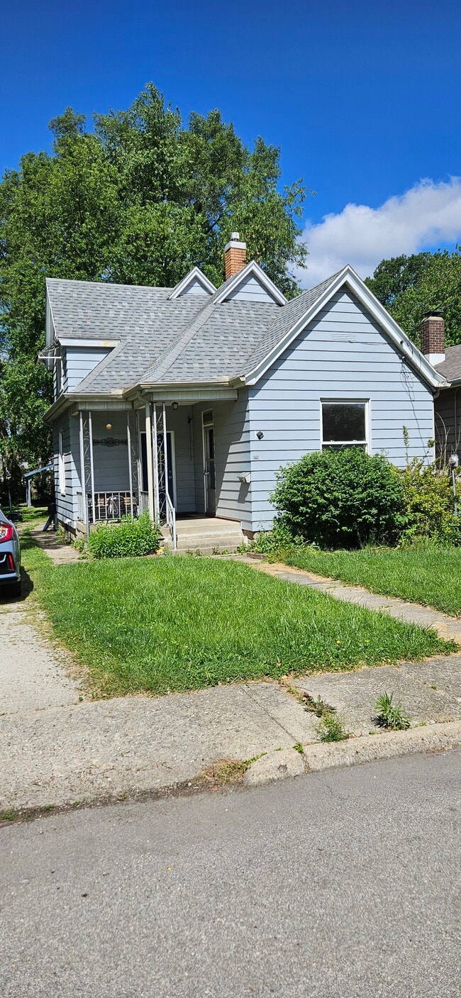 property at 129 N Bergan Ave