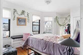 60 Walnut St, Unit 6 in Somerville, MA - Building Photo - Building Photo