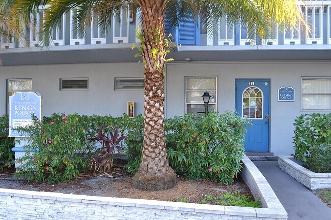 491 NW 42nd Ave in Plantation, FL - Building Photo - Building Photo