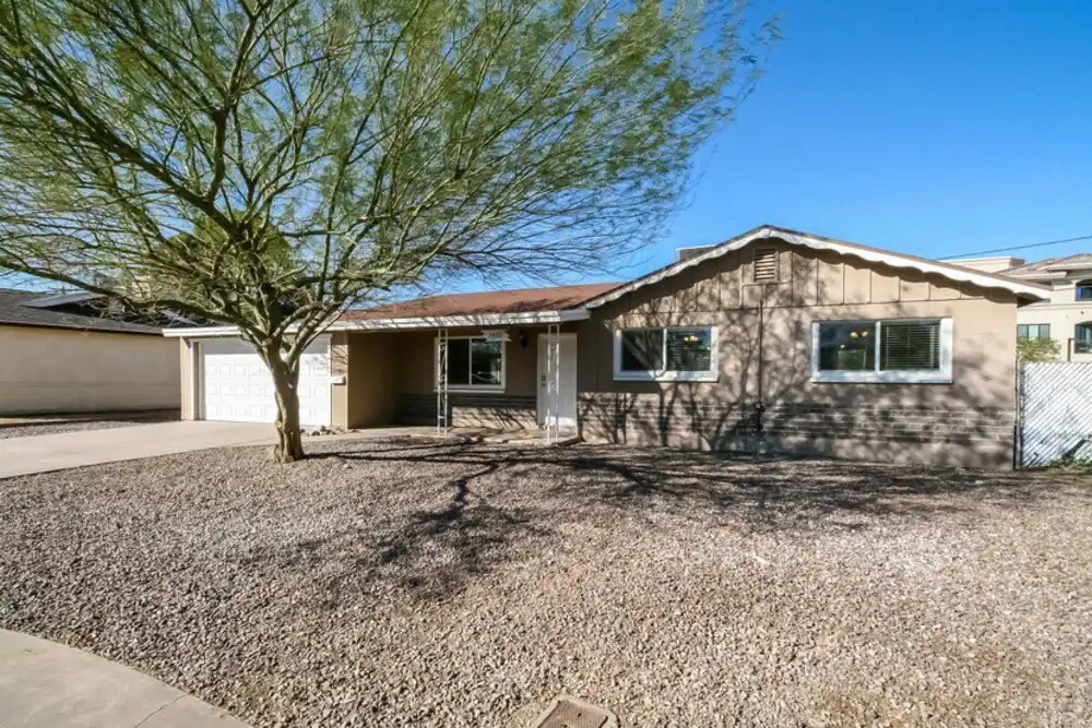 7421 E Belleview St in Scottsdale, AZ - Building Photo