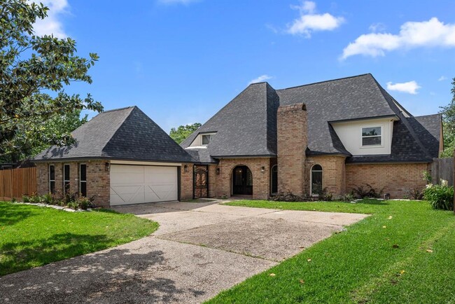 property at 11766 Riverview Dr