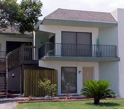 EastWind Villas in New Smyrna Beach, FL - Building Photo - Building Photo