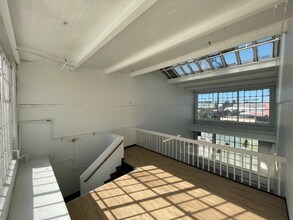 6221 Hollis St in Emeryville, CA - Building Photo - Building Photo