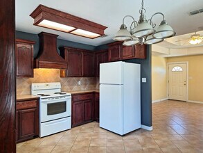 2118 Aruba Dr in Edinburg, TX - Building Photo - Building Photo