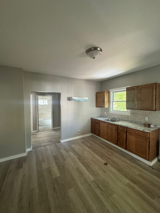 104 Hatch St in Syracuse, NY - Building Photo