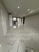 1726 NE 13th St in Cape Coral, FL - Building Photo - Building Photo