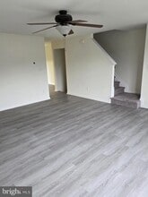 612 Pendleton Ln in Strasburg, VA - Foto de edificio - Building Photo