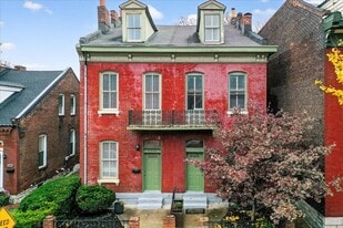 2350 S 10th St in St. Louis, MO - Building Photo