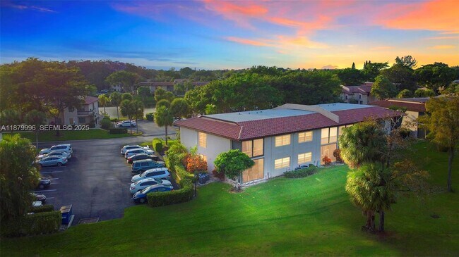 21578 Juego Cir in Boca Raton, FL - Building Photo - Building Photo