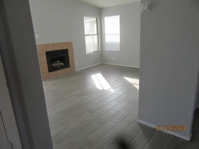 1896 Lee Loop NE in Rio Rancho, NM - Building Photo - Building Photo