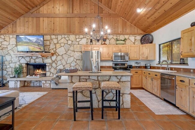 401 Madrone Canyon Dr in Dripping Springs, TX - Building Photo - Building Photo