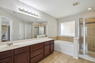 2615 Magnolia Fair Way in Spring, TX - Building Photo - Building Photo