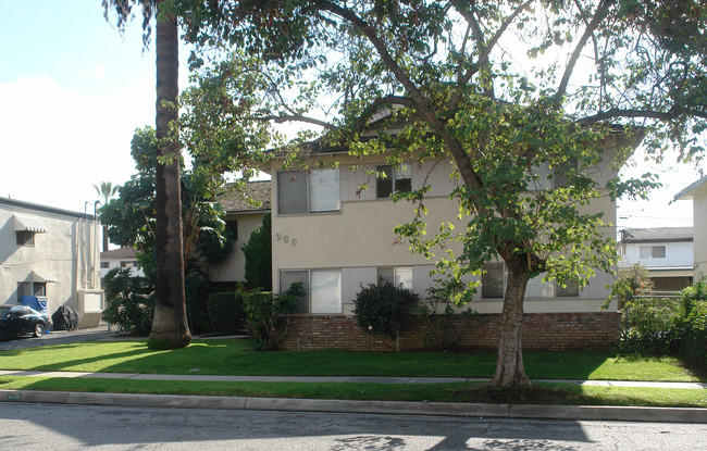 236 E Orlando Way in Covina, CA - Building Photo - Building Photo