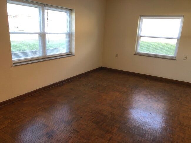 886 Byron Ave, Unit 888 in Columbus, OH - Building Photo - Building Photo