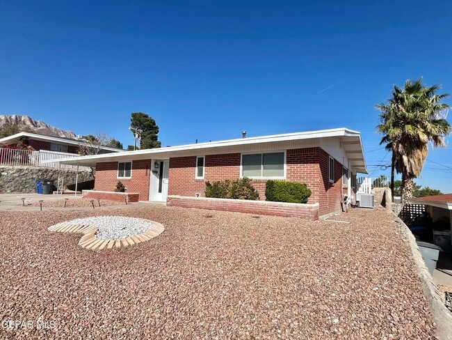 3315 Capella Ave in El Paso, TX - Building Photo - Building Photo