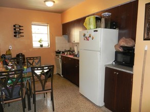 66 W 9th St in Hialeah, FL - Building Photo - Interior Photo