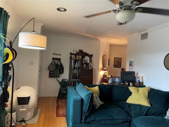 900 S Lamar Blvd in Austin, TX - Building Photo - Building Photo