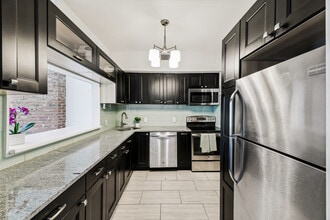 724 5th St NE, Unit #2 in Washington, DC - Building Photo - Building Photo