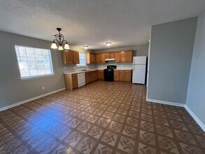 3414 Bells Landing Dr in Rex, GA - Building Photo - Building Photo