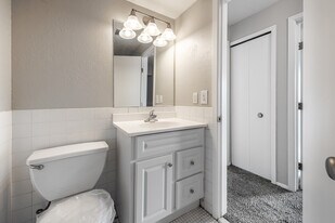 Summit Ridge Apartments