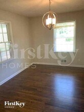 2700 Flintlock Ln SW in Marietta, GA - Foto de edificio - Building Photo