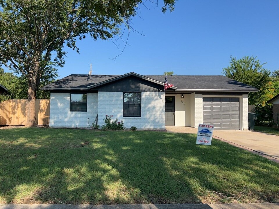 1801 Hammond Dr in Killeen, TX - Foto de edificio