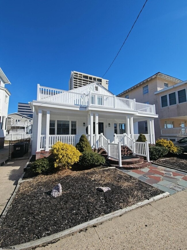 property at 107 S Dover Ave