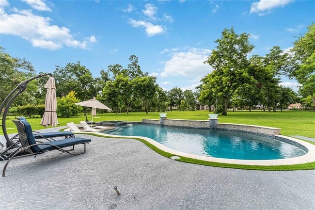 property at 3819 Emerald Lake Dr