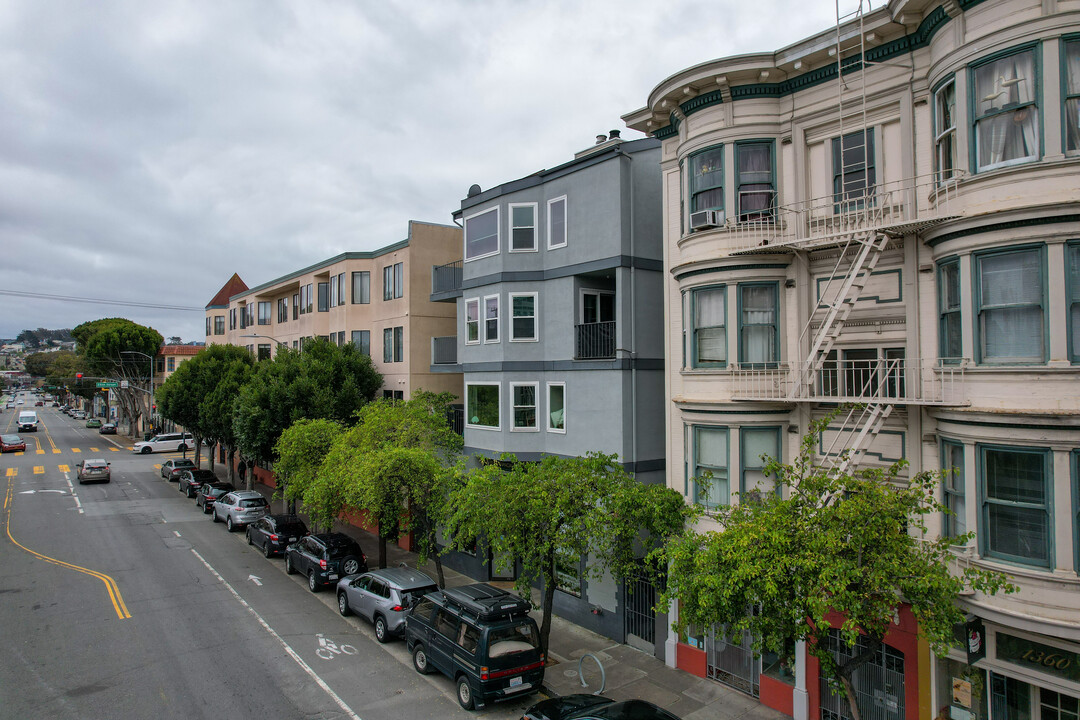 1366 Valencia St in San Francisco, CA - Building Photo