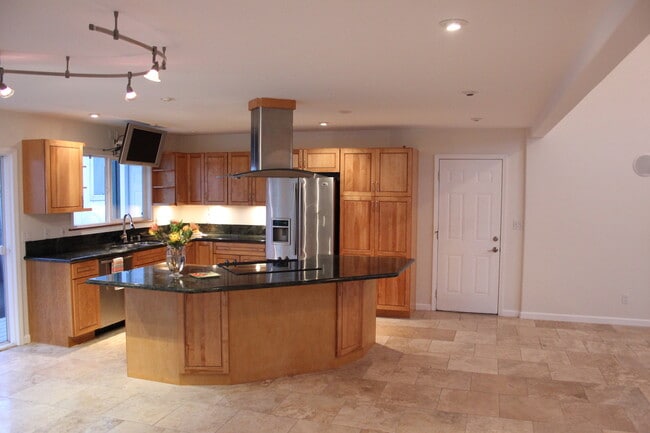 245 Hualani St in Kailua, HI - Building Photo - Building Photo