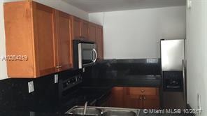 488 NW 165th St in Miami, FL - Building Photo