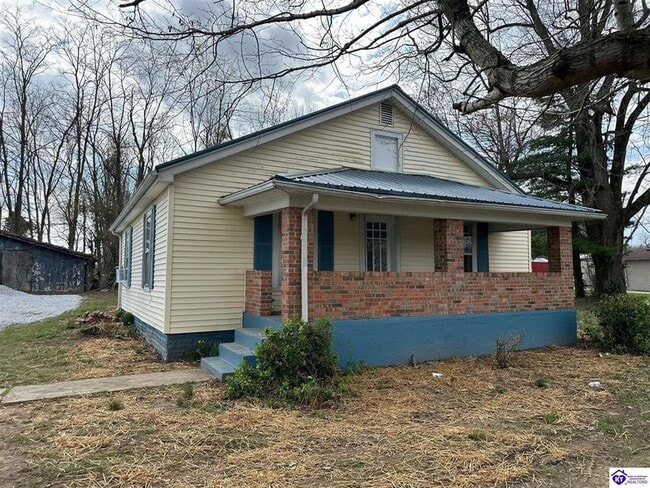 property at 3067 Greensburg Rd